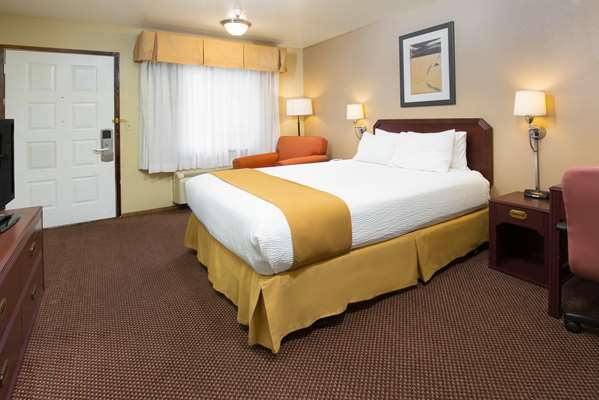  - Days Inn Pinole - I-80, Exit 21