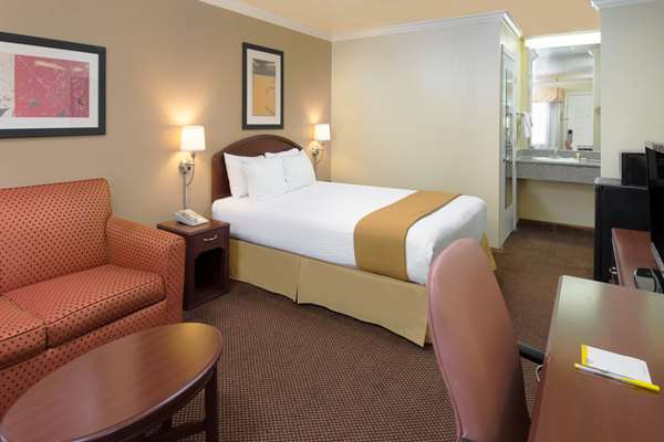  - Days Inn Pinole - I-80, Exit 21