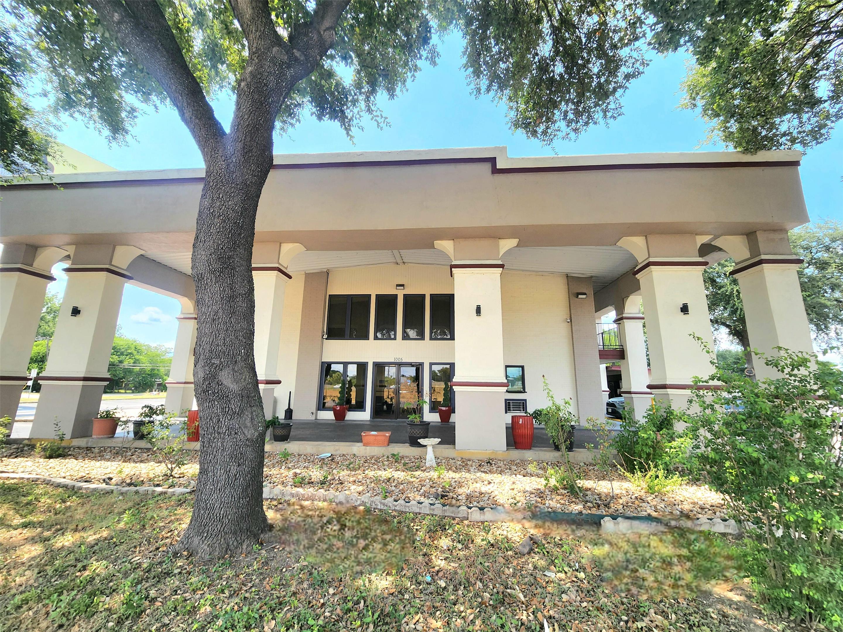 Exterior | Days Inn by Wyndham San Marcos