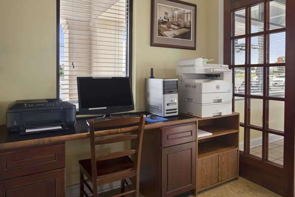  - Days Inn Frederick - I-270, Exit 31