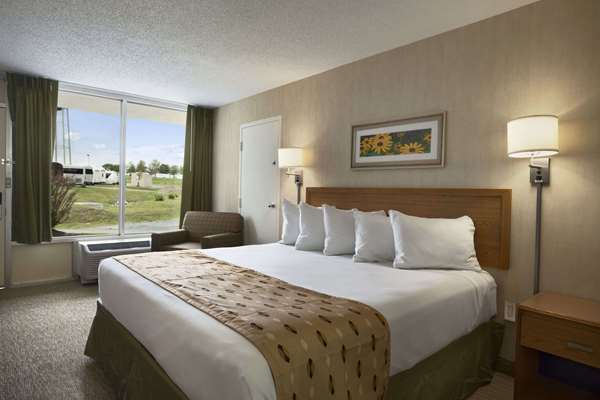  - Days Inn Frederick - I-270, Exit 31