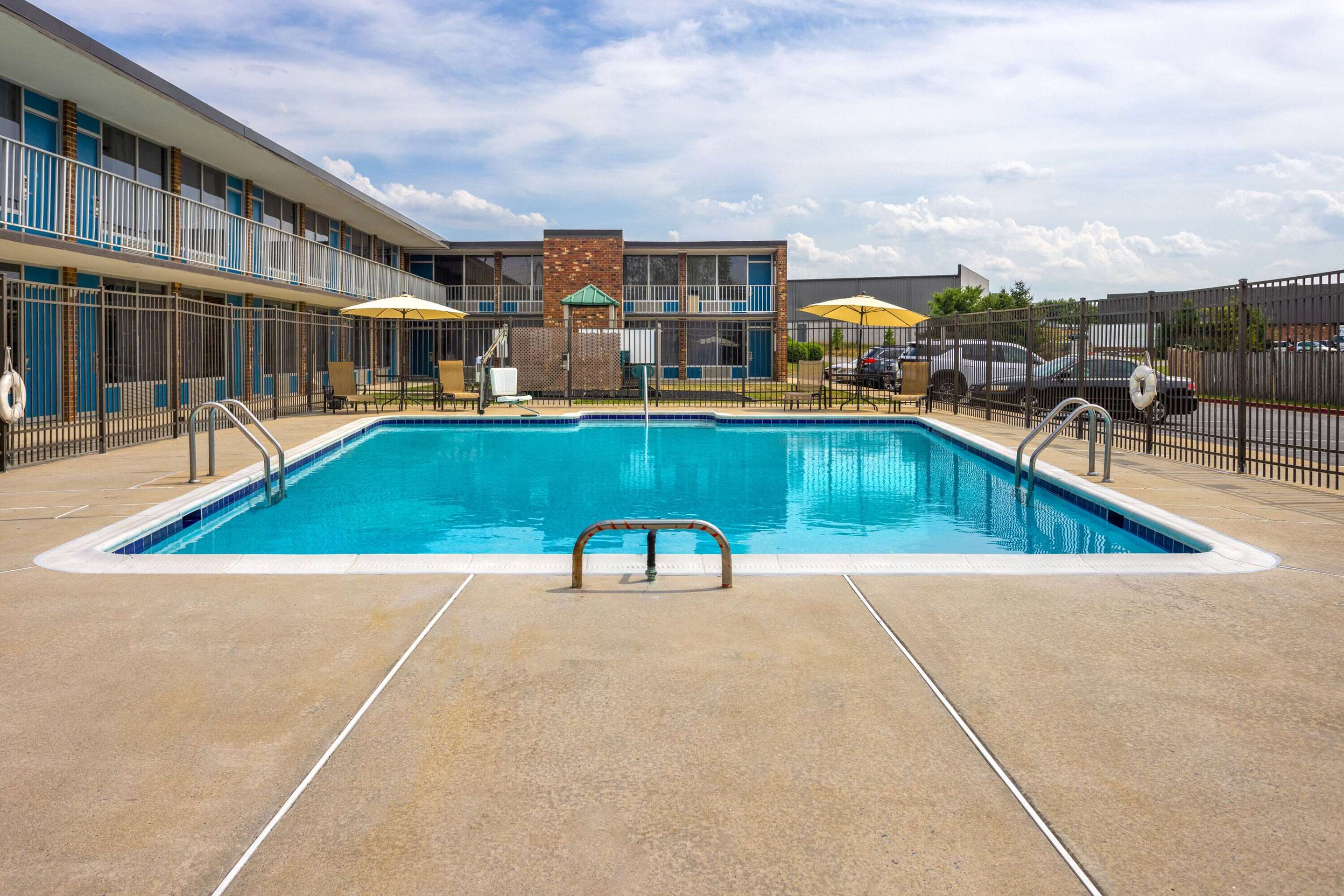 Pool - indoor | Days Inn of Frederick by Wyndham