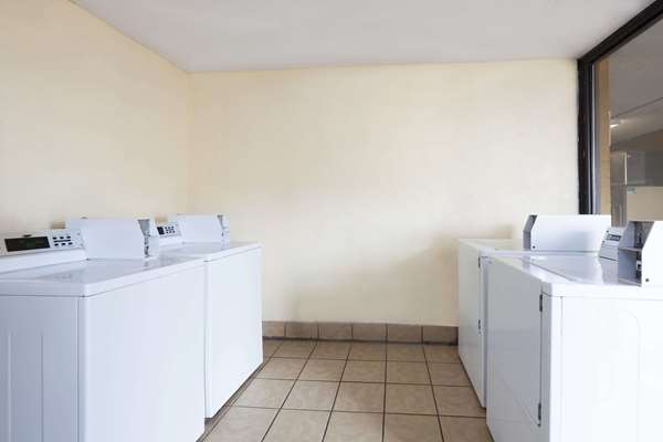  - Days Inn Lafayette - I-10, Exit 101