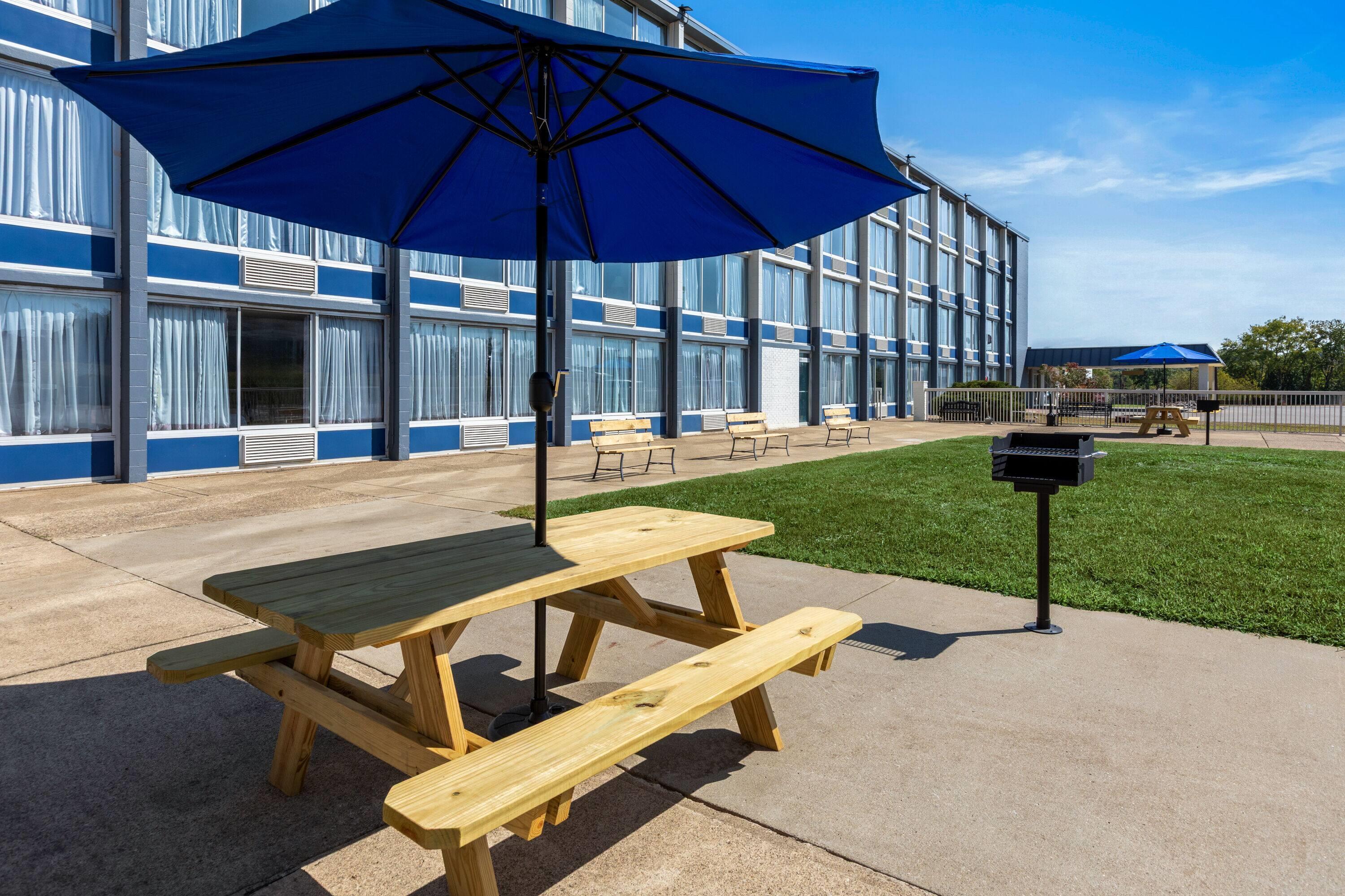 Property amenity | Days Inn by Wyndham Cambridge