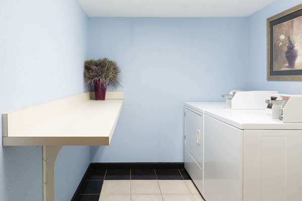  - Days Inn Battlefield New Market