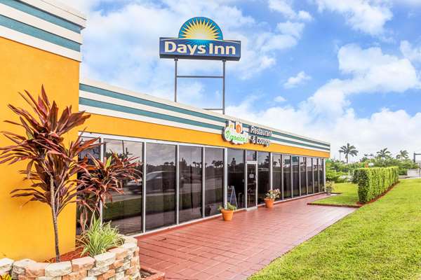 Exterior view - Days Inn Oakland Park - I-95, Exit 31