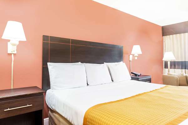  - Days Inn Oakland Park - I-95, Exit 31