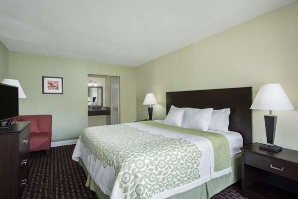 Suite - Days Inn Jellico