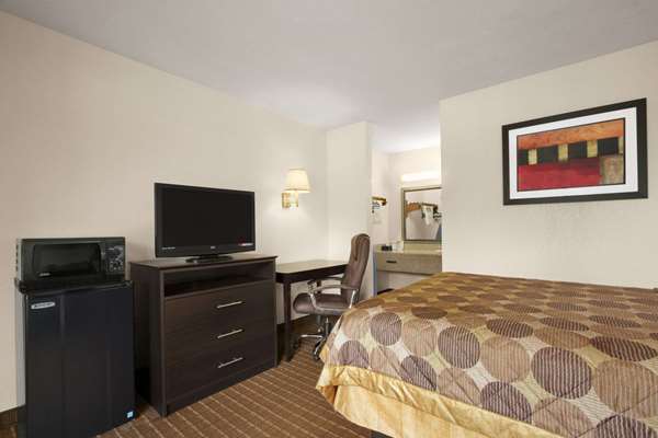  - Days Inn Port Royal