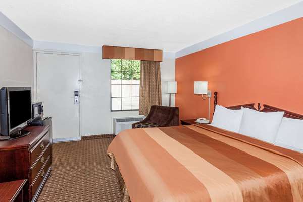  - Days Inn Dalton - I-75, Exit 333