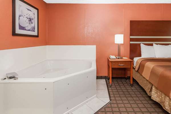  - Days Inn Dalton - I-75, Exit 333