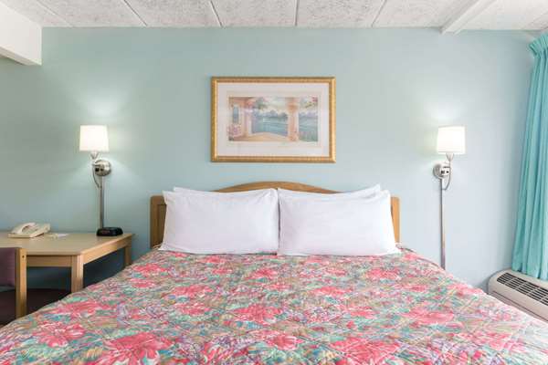  - Days Inn Oceanfront Resort Jekyll Island