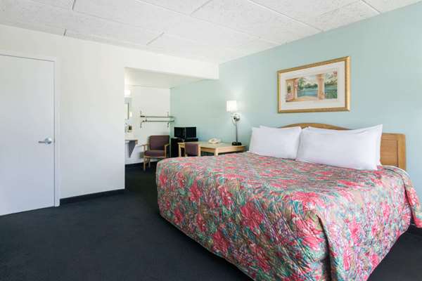  - Days Inn Oceanfront Resort Jekyll Island