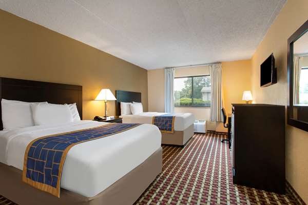  - Days Inn Hillsborough