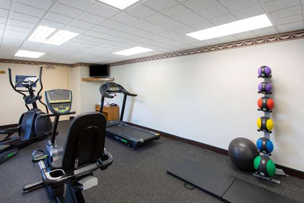 Fitness/ Exercise Room - Days Inn Hillsborough