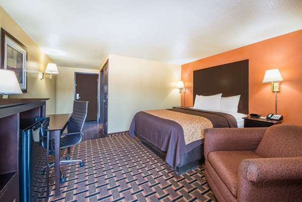  - Days Inn Joplin - I-44, Exit 8