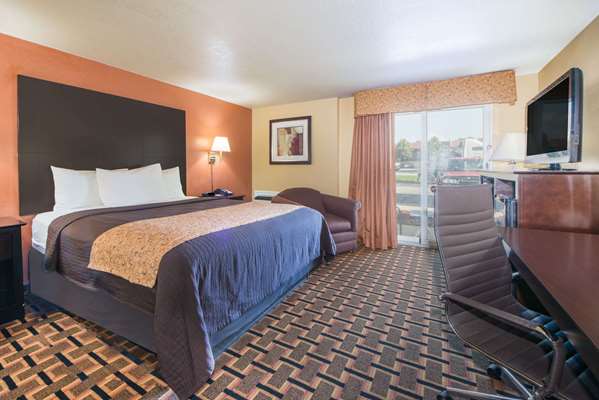  - Days Inn Joplin - I-44, Exit 8