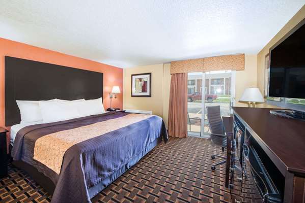  - Days Inn Joplin - I-44, Exit 8