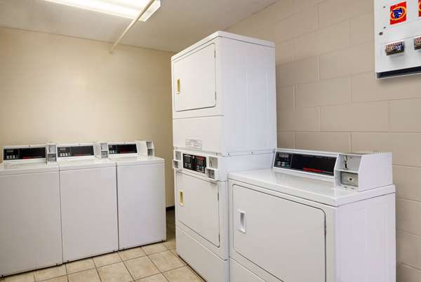 Amenities - Days Inn Convention Center Orlando - I-4, Exit 72