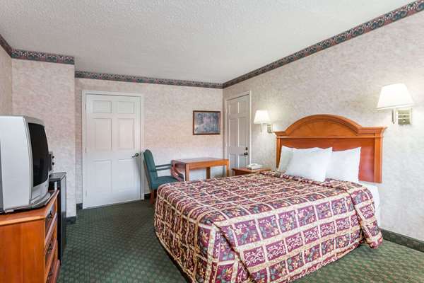  - Days Inn Petersburg - I-95, Exit 45