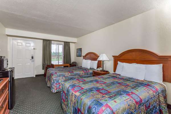  - Days Inn Petersburg - I-95, Exit 45