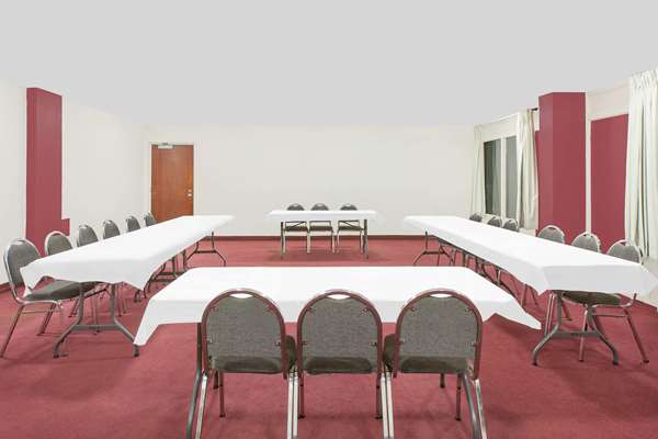  - Days Inn Benton - I-30, Exit 118