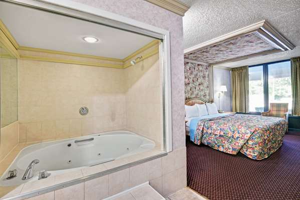  - Howard Johnson Inn Galloway