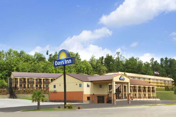 Exterior view - Days Inn Fultondale - I-65, Exit 265B