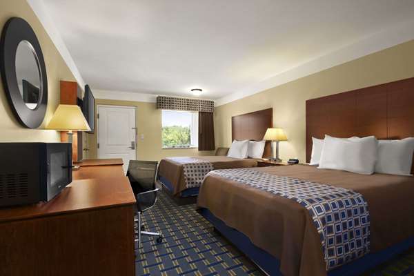  - Days Inn Fultondale - I-65, Exit 265B