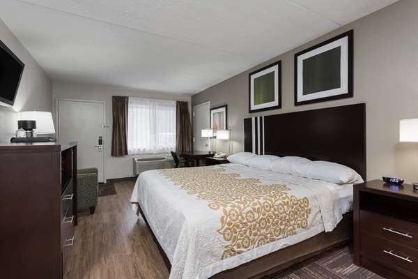  - Days Inn North Harrisburg - I-81, Exit 66