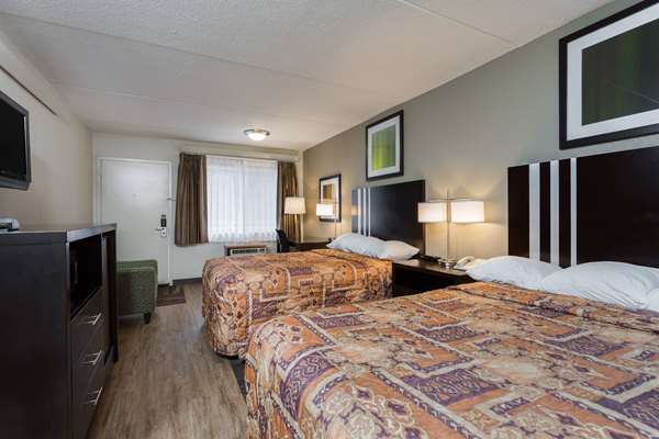  - Days Inn North Harrisburg - I-81, Exit 66