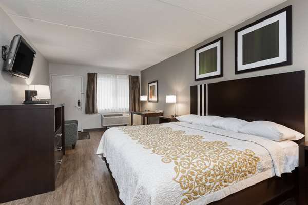  - Days Inn North Harrisburg - I-81, Exit 66