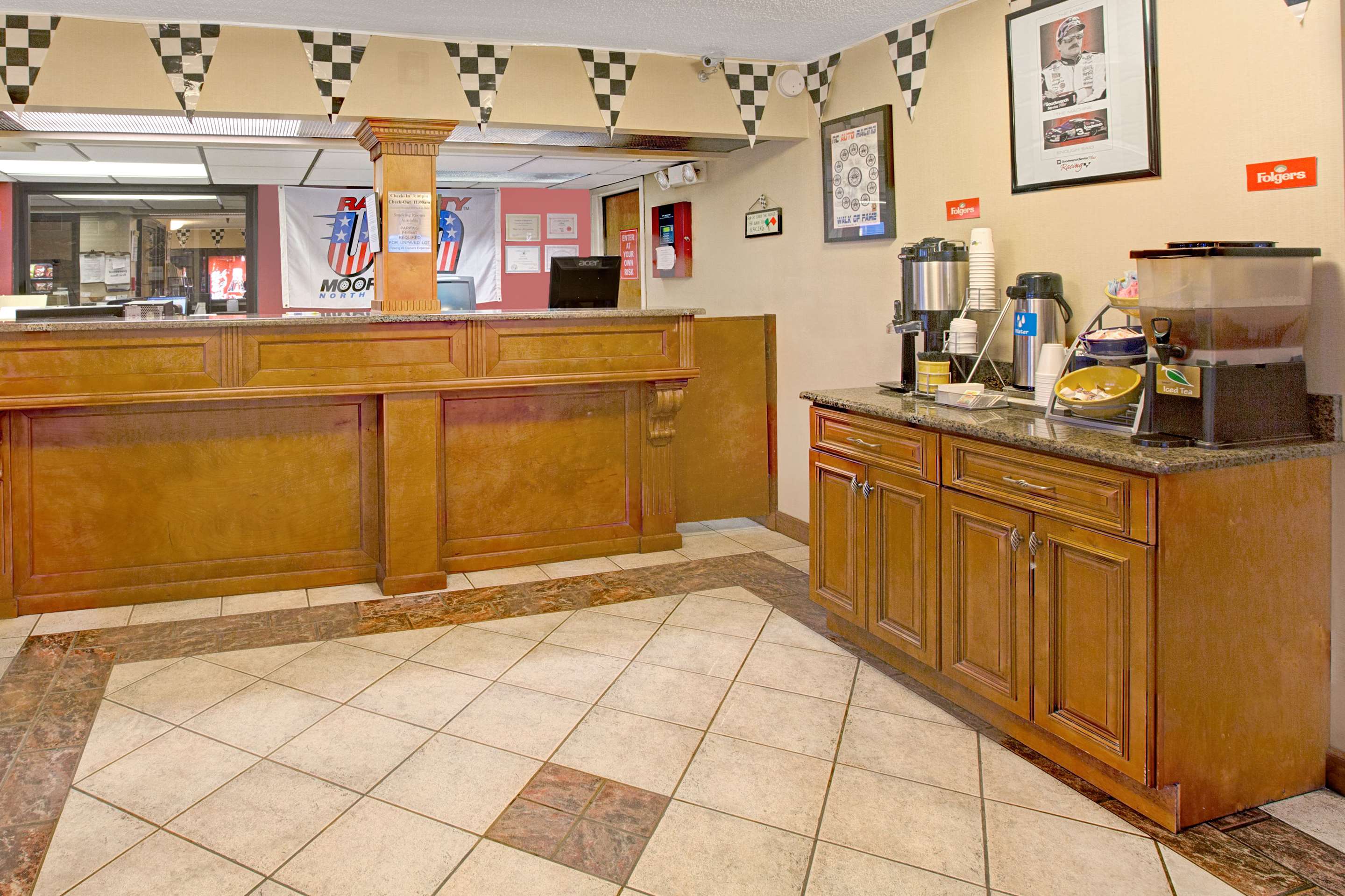 Front Desk | Days Inn by Wyndham Mooresville Lake Norman