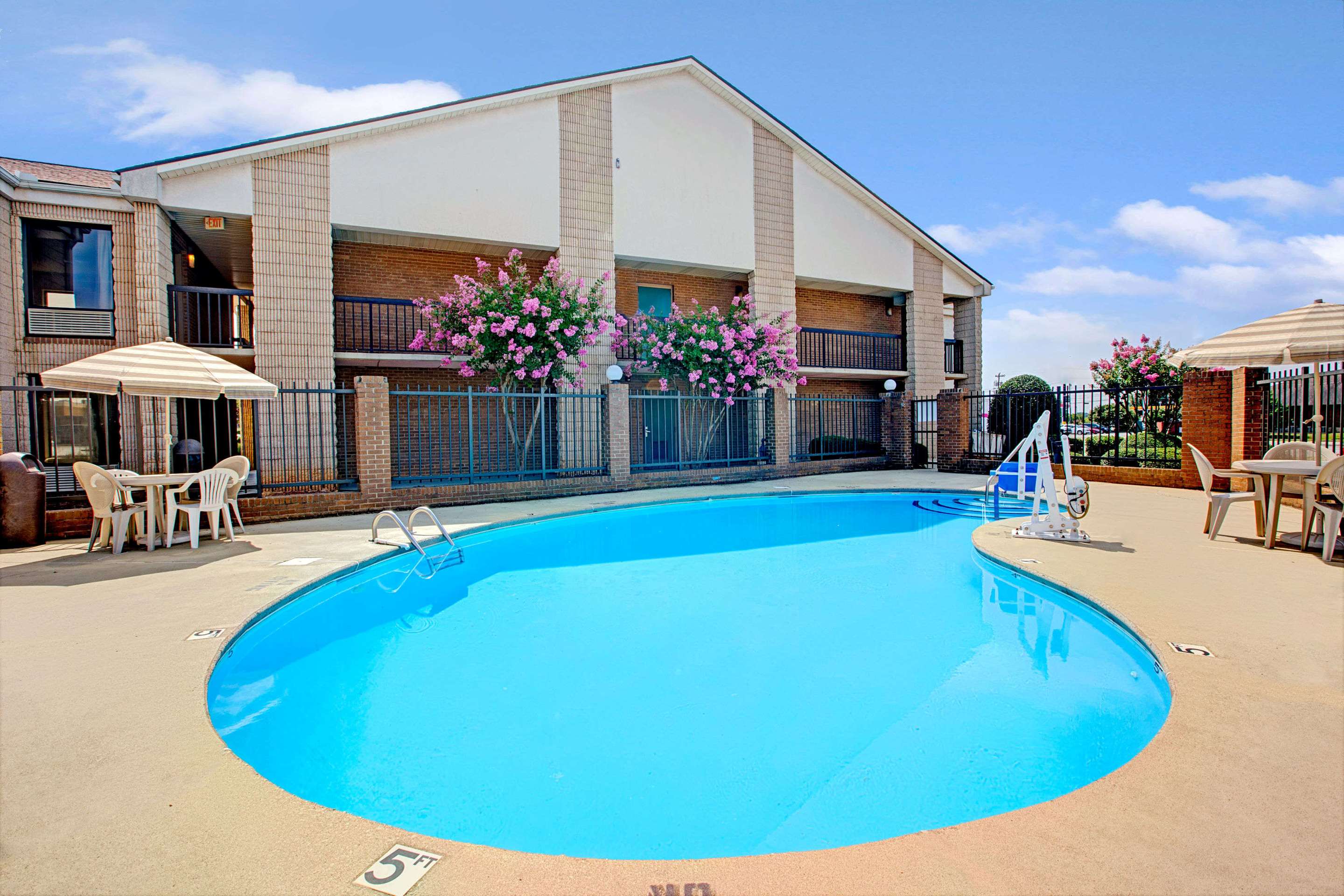 Pool | Days Inn by Wyndham Mooresville Lake Norman