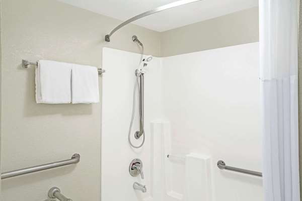  - Days Inn Fairburn Road Douglasville - I-20, Exit 37