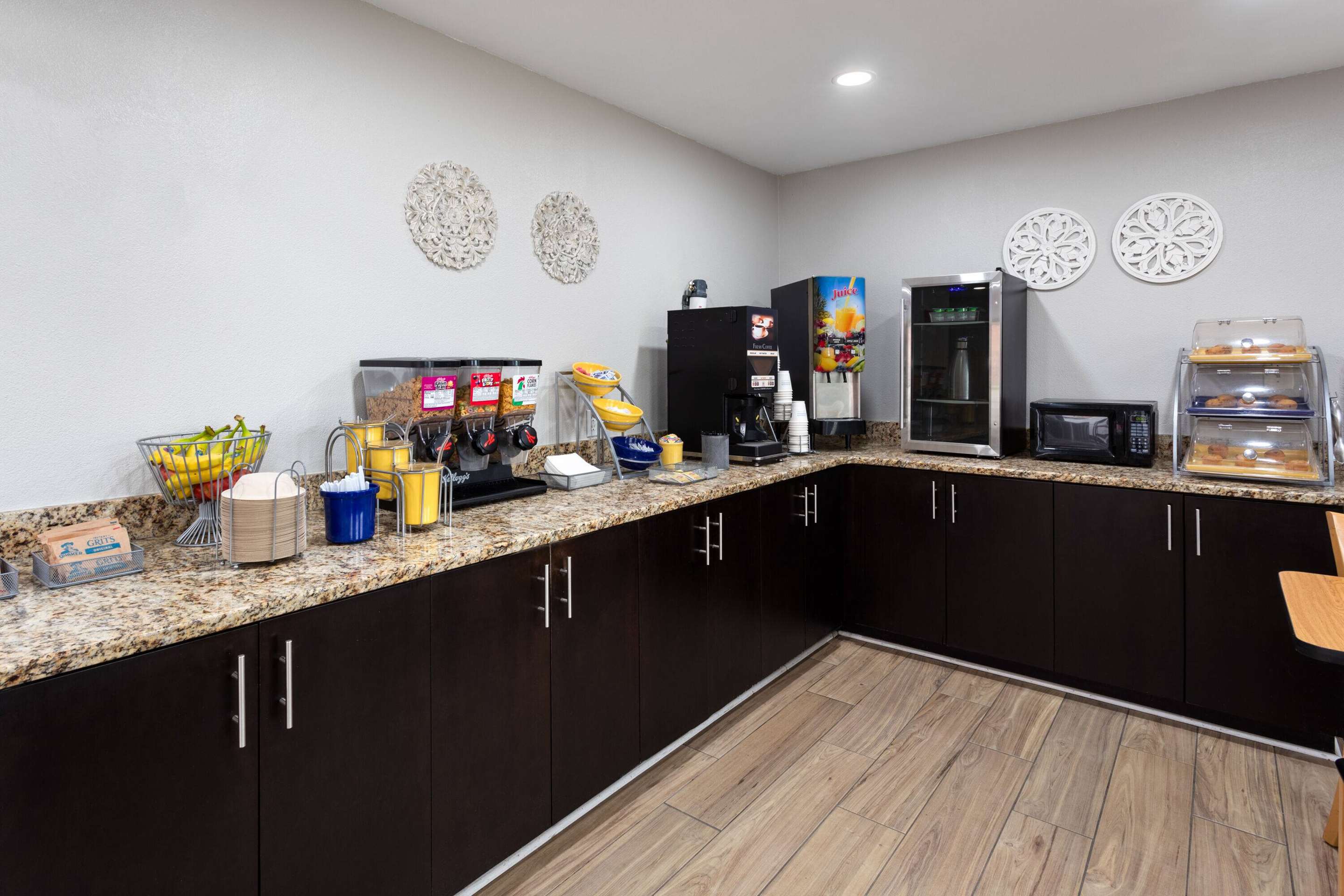 Property amenity | Days Inn by Wyndham Douglasville-Atlanta-Fairburn Road