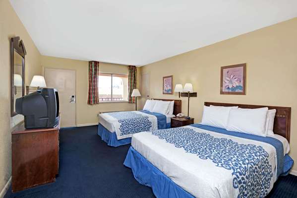  - Days Inn Fort Eustis Newport News