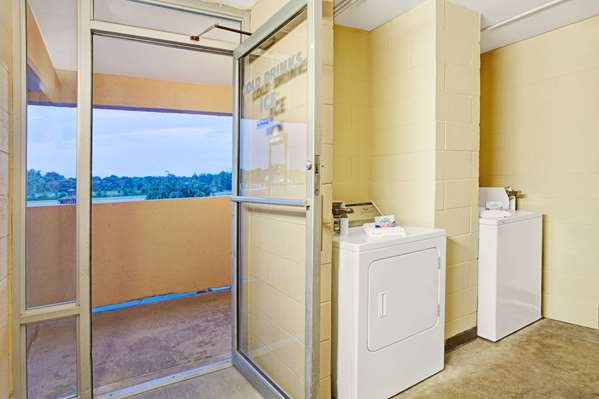  - Days Inn Clarksville - I-24, Exit 11