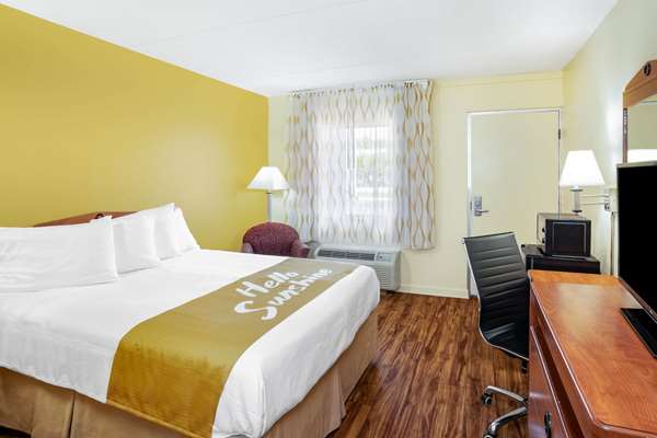  - Days Inn Clarksville - I-24, Exit 11
