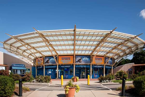  - Ramada Hotel Groton - I-95, Exit 86