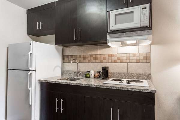  - Days Inn Golden East Rocky Mount