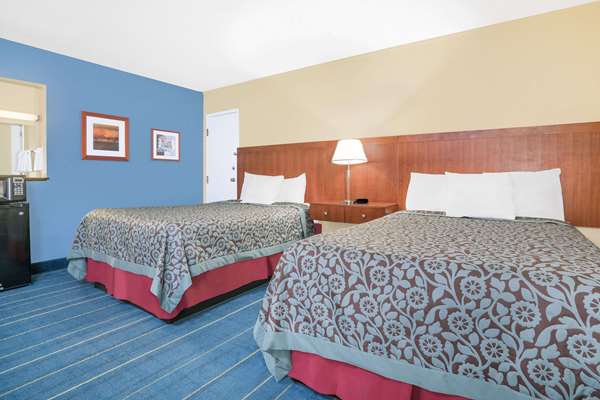  - Days Inn Alexandria
