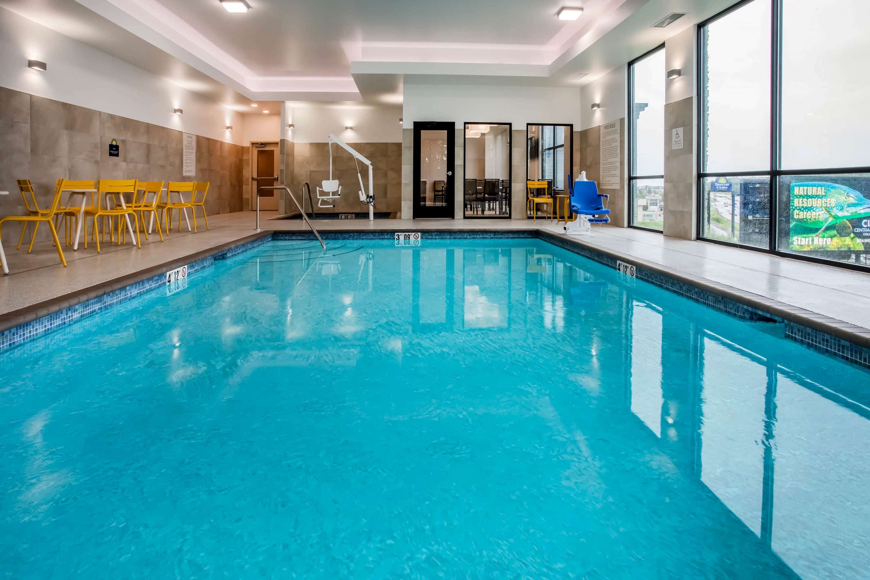 Pool - indoor | Days Inn & Suites by Wyndham Duluth by the Mall