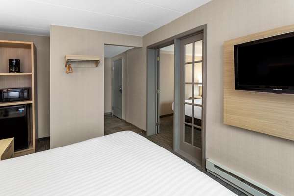  - Days Inn Airport Duluth