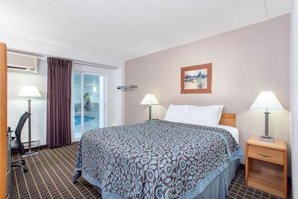  - Days Inn Fond du Lac