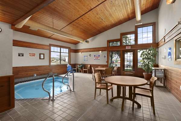 Pool - Days Inn Helena - I-15, Exit 192