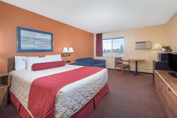  - Days Inn Minot