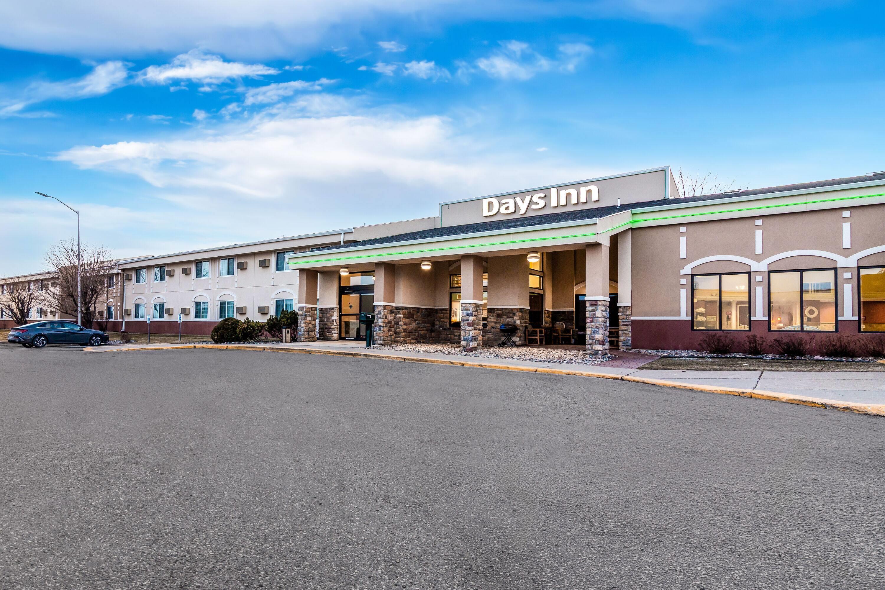 Exterior | Days Inn by Wyndham Minot