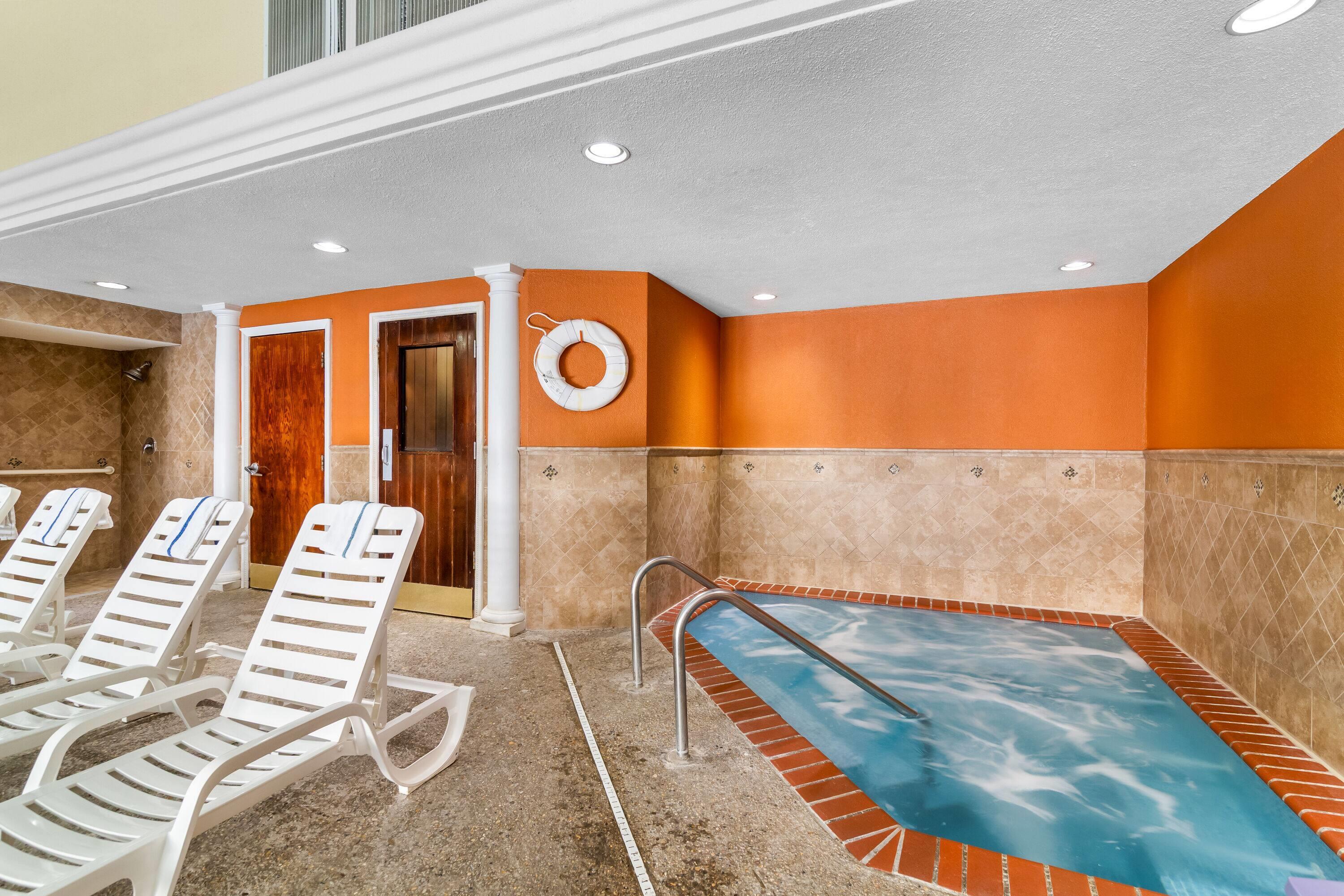 Pool - indoor | Days Inn by Wyndham Minot
