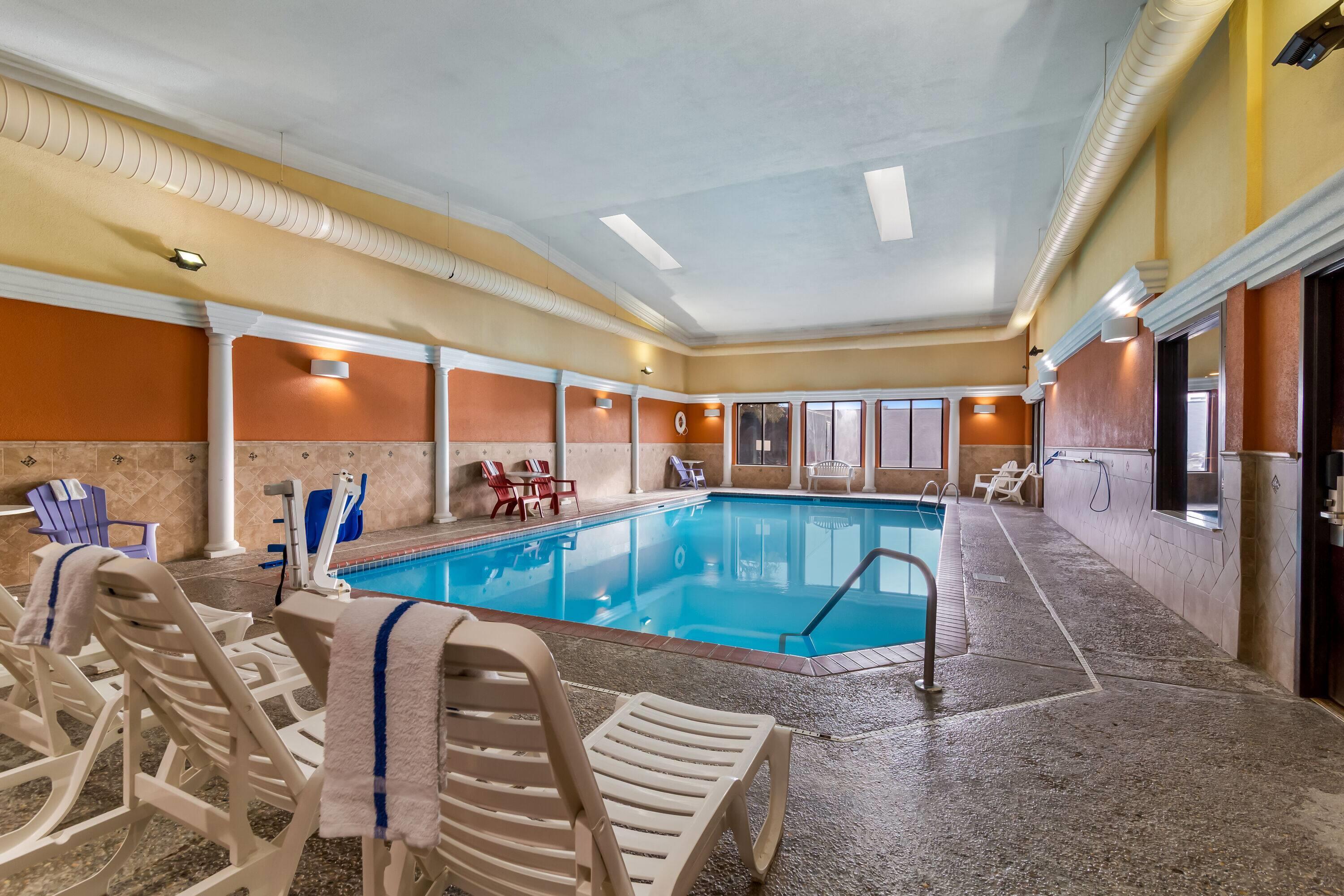 Pool - indoor | Days Inn by Wyndham Minot